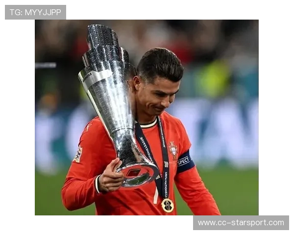 C罗关键战从不缺席——永不言败的体育传奇 C罗关键战从不缺席——永不言败的体育传奇