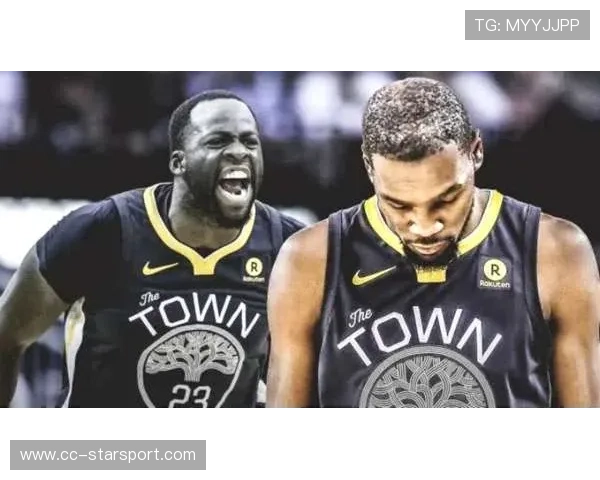 凯尔特人队全员齐心协力,期待夺冠 凯尔特人队全员齐心协力,期待夺冠